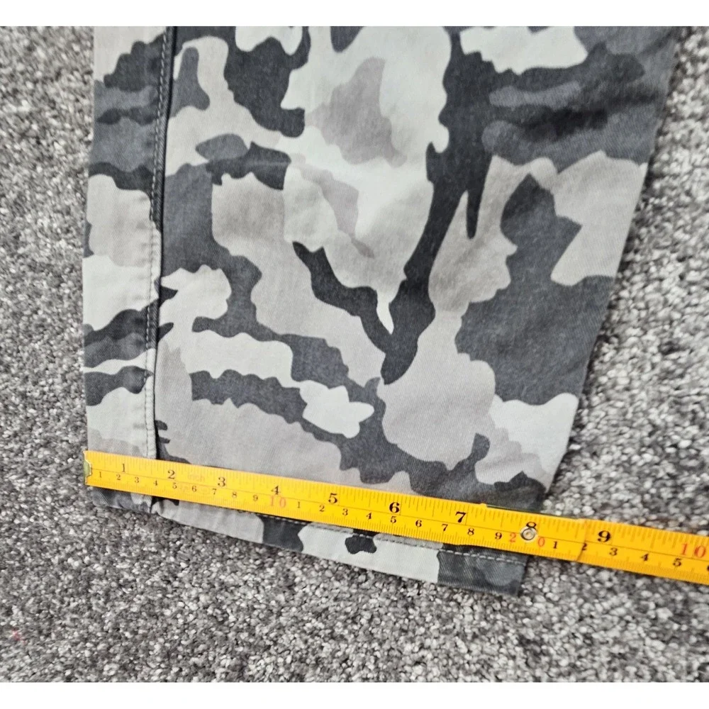 Levi's Ace Cargo Pants Men's Fits 32x29 Tag 32x32 Gray Camo White Tab Utility